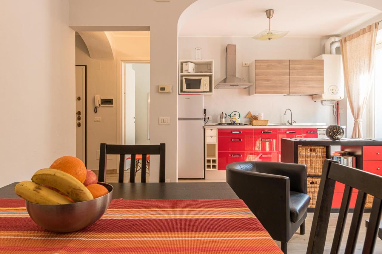 Apartment Delle Rose - メナッジョ エクステリア 写真