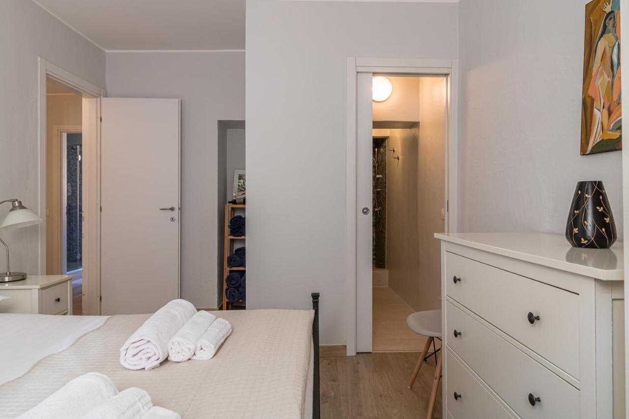 Apartment Delle Rose - メナッジョ エクステリア 写真