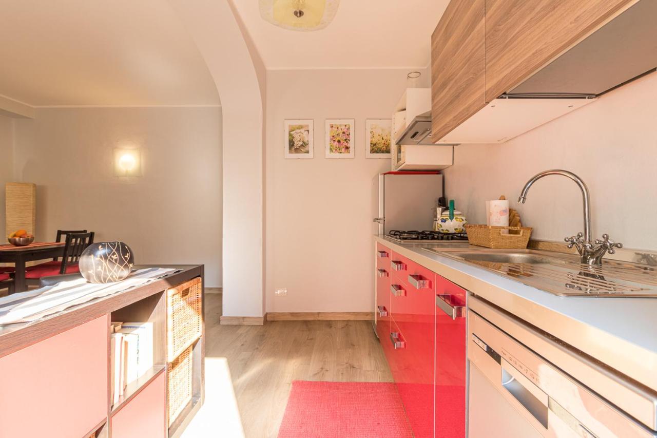 Apartment Delle Rose - メナッジョ エクステリア 写真